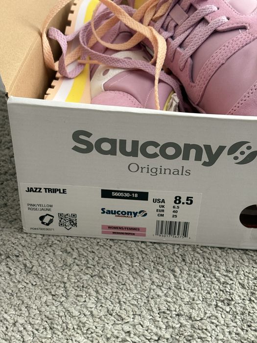 Saucony jazz triple кросівки 40 39