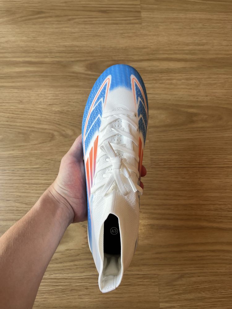 Chuteiras adidas F50 tamanho 43