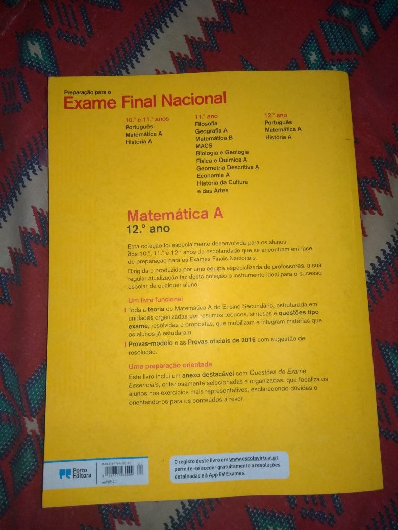 Livro de preparação para o exame nacional de matemática A