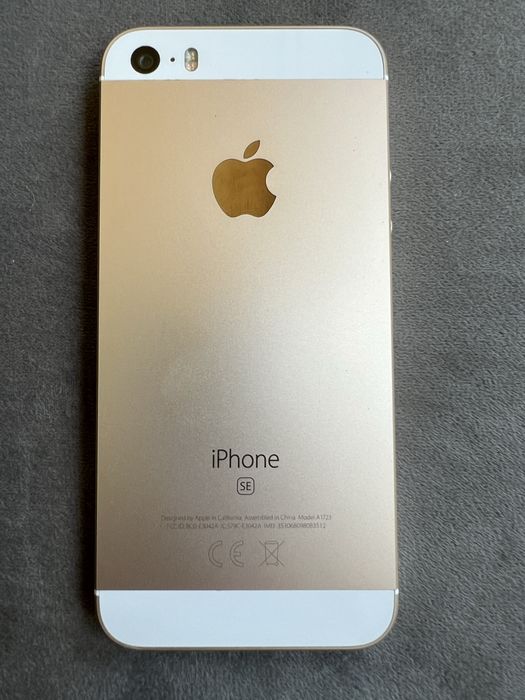 iPhone SE (model A1723) - używany, dobry stan, gwarancja satysfakcji!