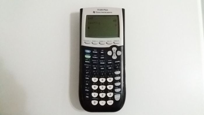 Calculadora Gráfica TI-84 Plus