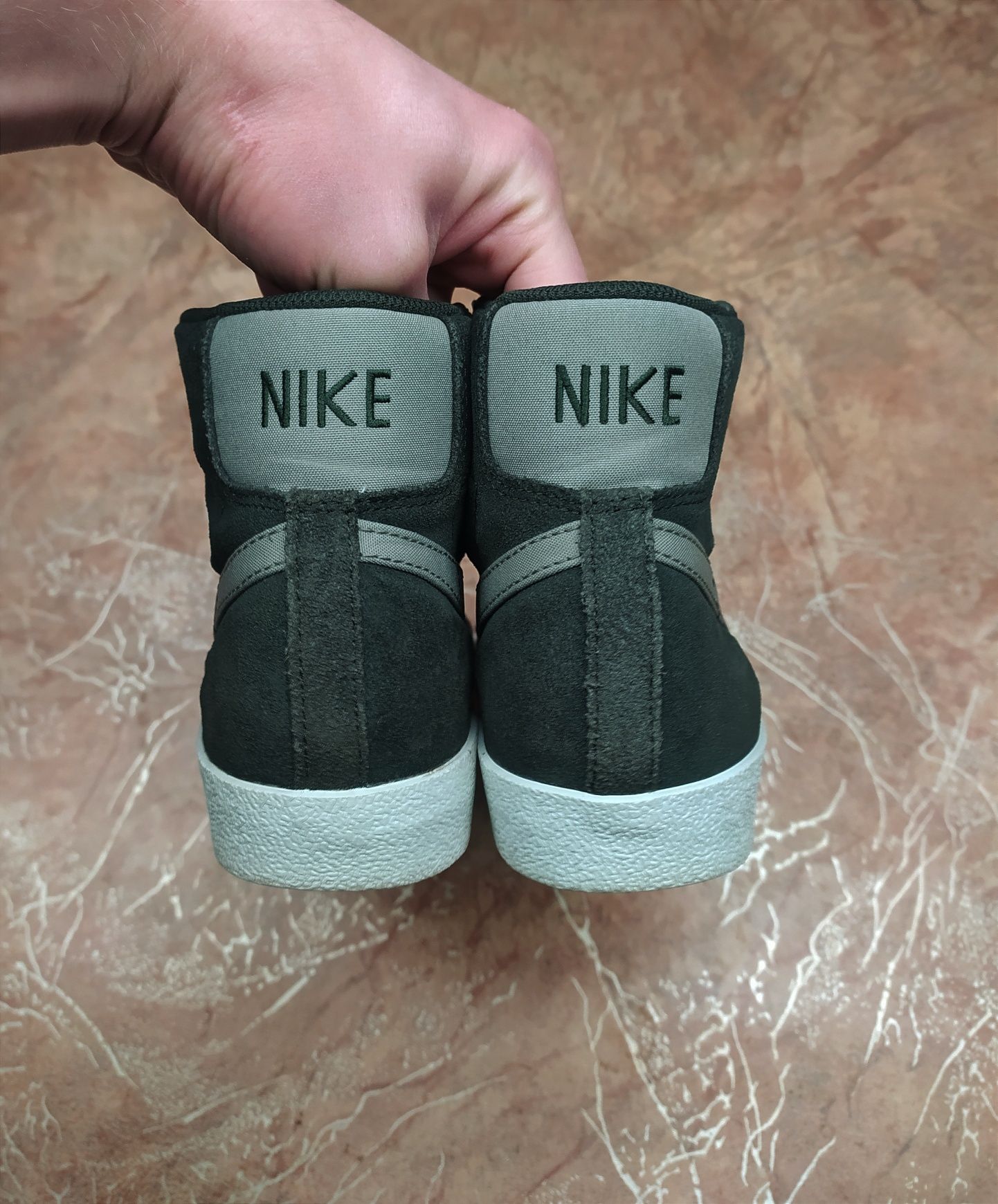 Оригінальні кросівки Nike Blazer mid Retro 77 sb sk8 блейзери 38р 24см