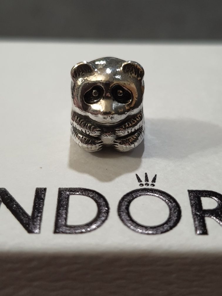 Oryginalny charms Pandora panda