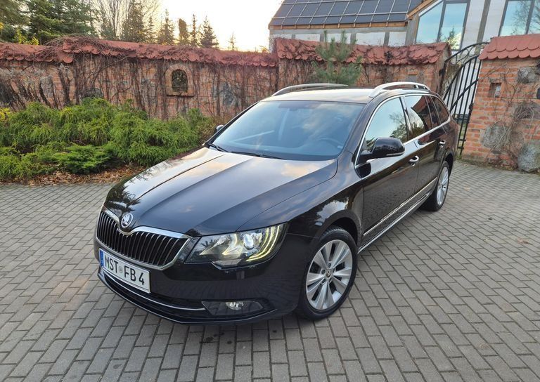 Skoda Superb Combi 2.0 TDI DSG Exclusive