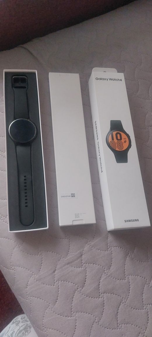 Samsung Galaxy Watch 4 44mm смарт годинник