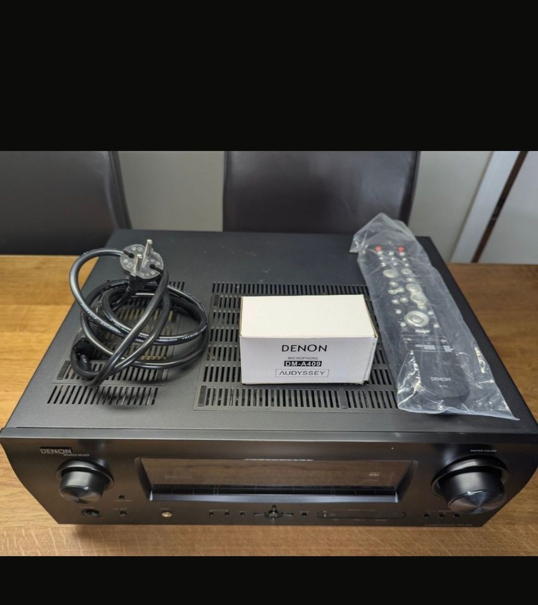 Amplituner DENON AVR 1910