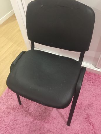 Vendo 2 cadeiras pretas
