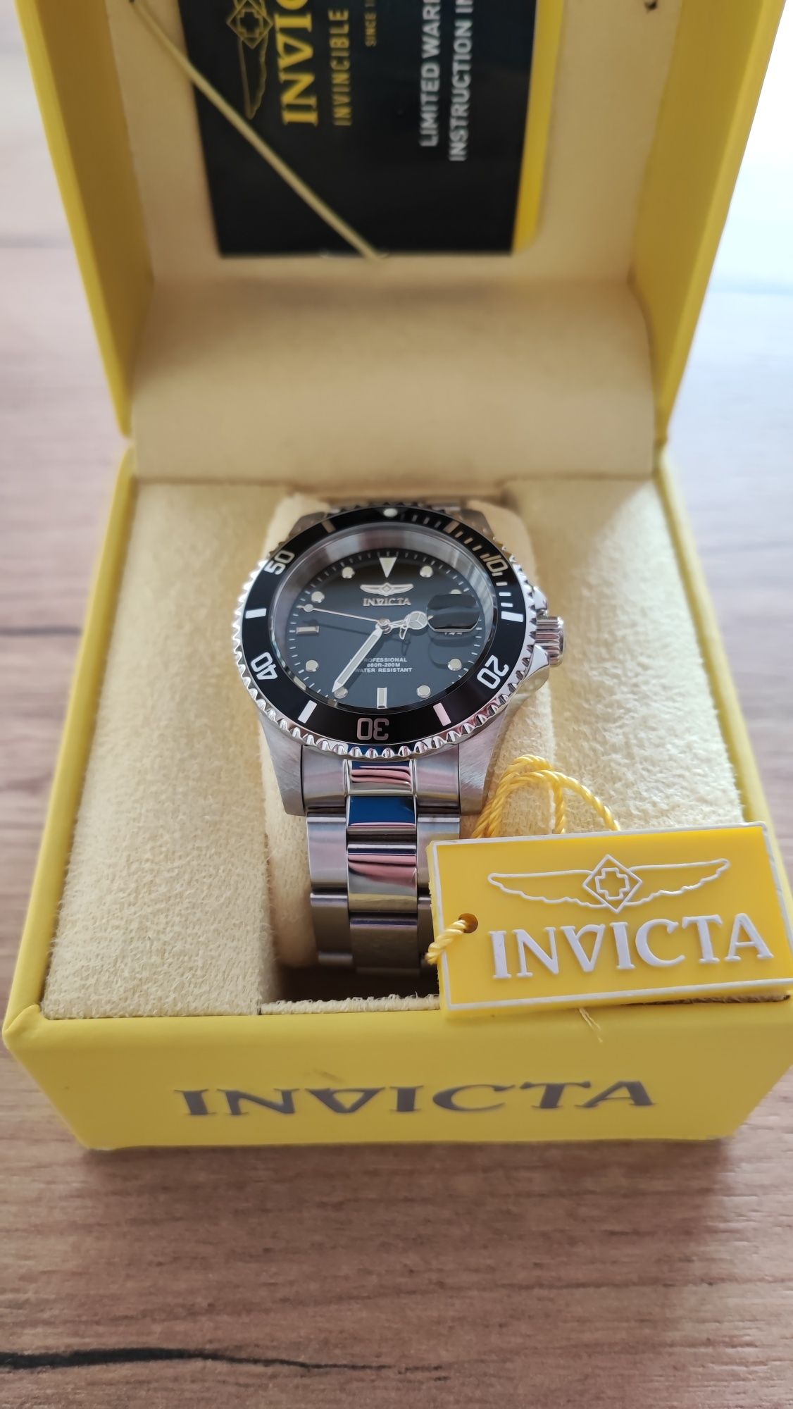 Invicta Pro Diver Męski zegarek kwarcowy ze stali nierdzewnej - 40 mm