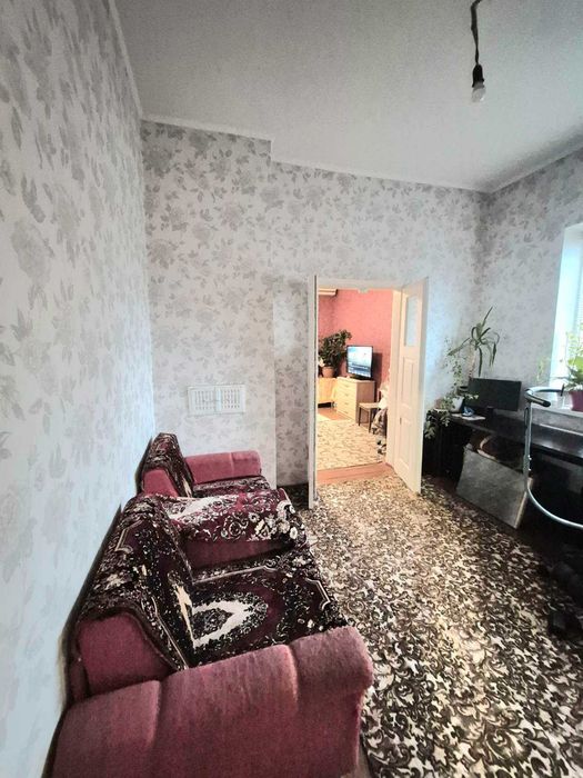 Продам міцний будинок 154 м2 в районі пивзаводу.