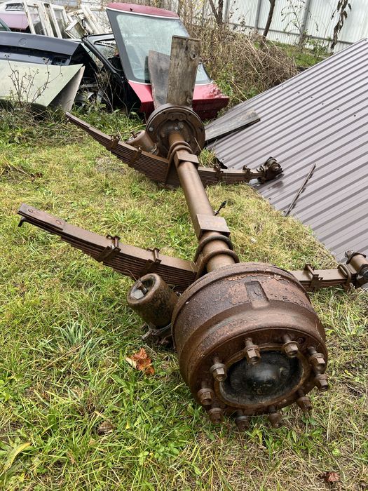 Вісь для причепа автовоза 10 болтів барабан в зборі