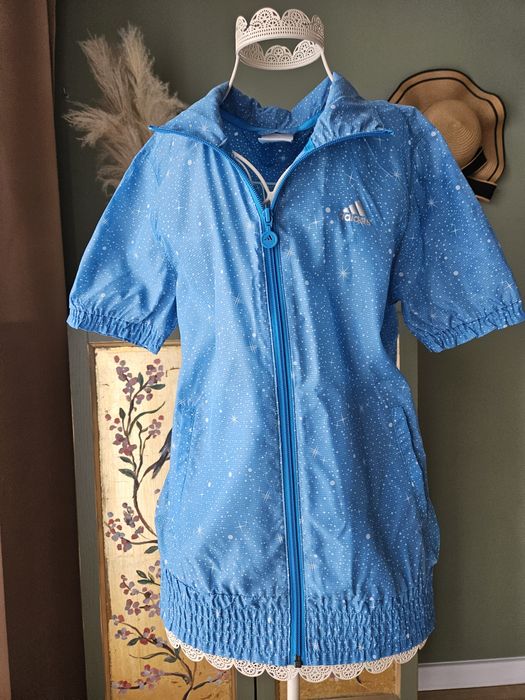 Sportowa kurtka damska wiatrówka Adidas lekka lato niebieska