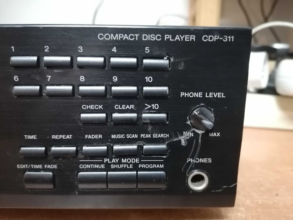 Odtwarzacz CD Sony CDP-311