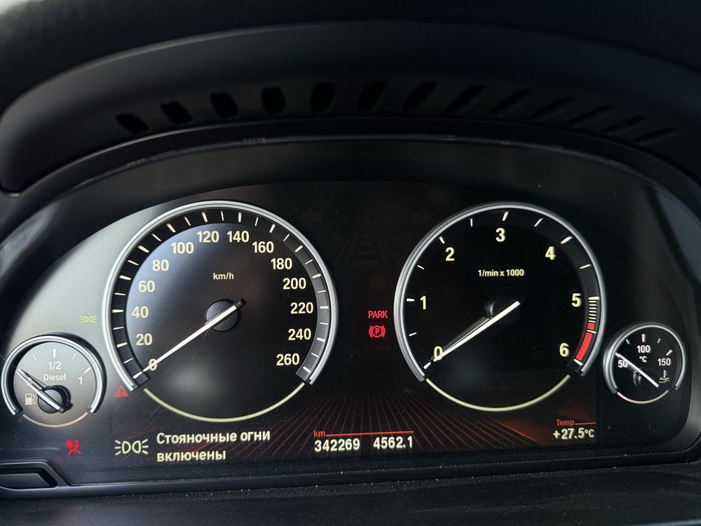 Продам БМВ F10 520d