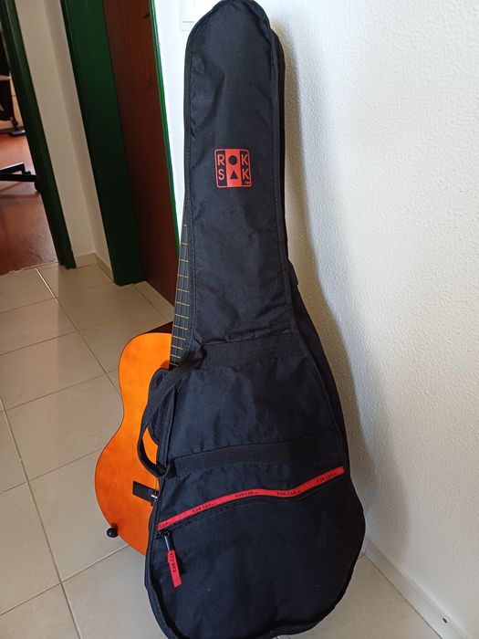 Conjunto Guitarra marca XP Guitars Hand-made,  com Suporte e Bolsa
