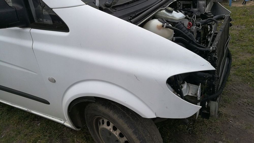 błotnik przedni vito viano w639 prawy lak.9147