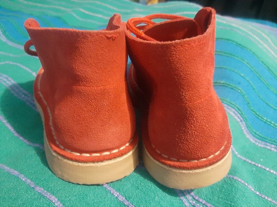 Дезерти (черевики) з натуральної замші. Іспанія. Оригінал