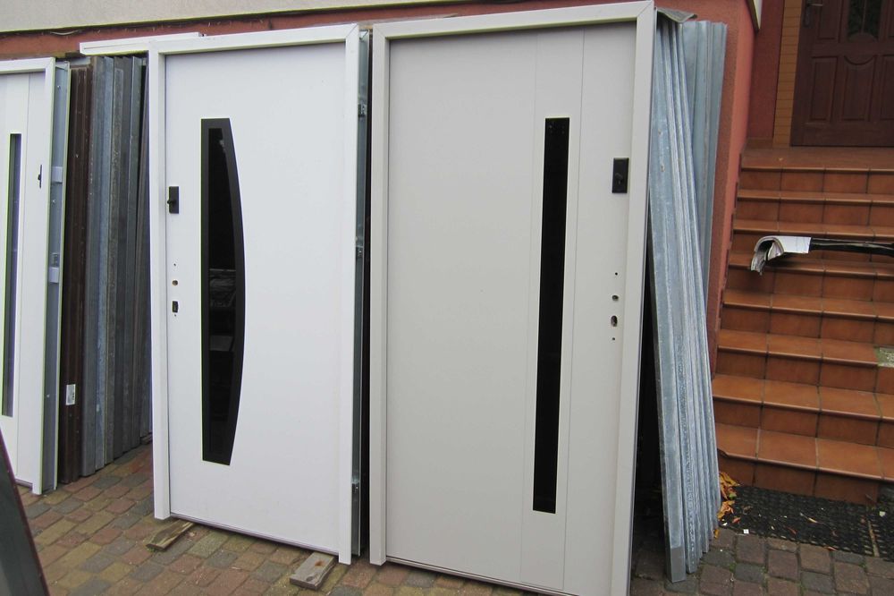 Nowe Drzwi zewnętrzne ocieplane z szybą 100x210 Lewe Prawe 70mm białe