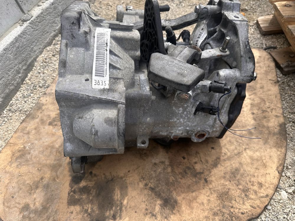 КПП Коробка передач vw golf 6 skoda 1.6 tdi LUB