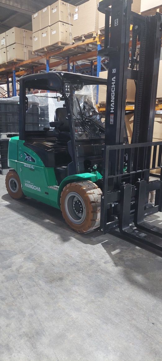 Empilhador Hc 2500kgs (2019)