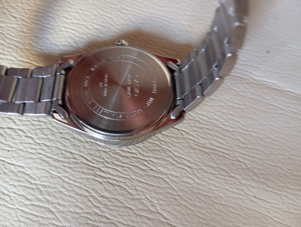 Sprzedam zegarek CASIO Tanio...