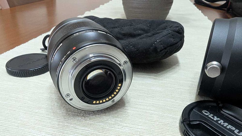 Olympus M.Zuiko Digital ED 75mm f/1.8 - RESERVADA