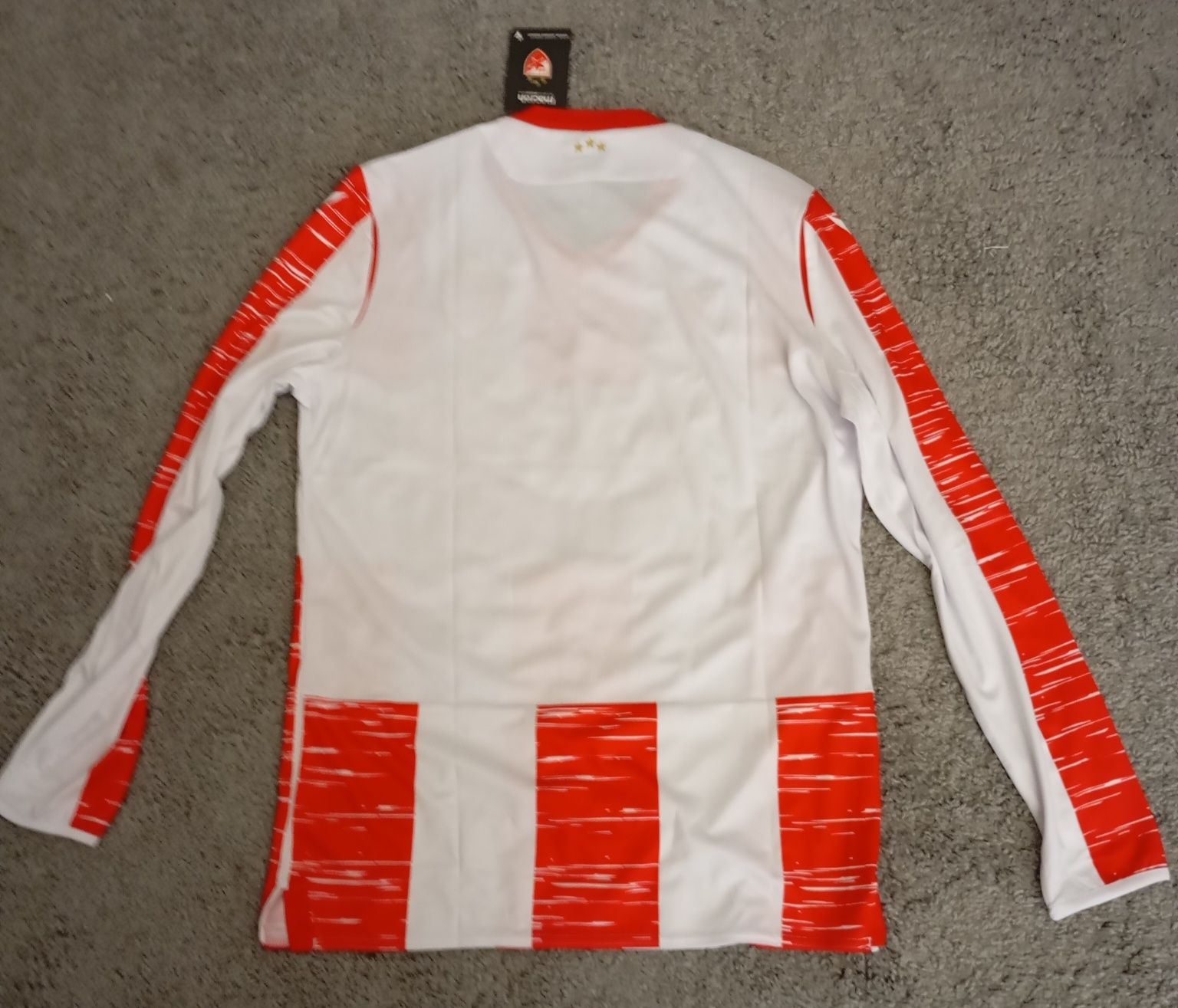 Camisola original do estrela vermelha de Belgrado