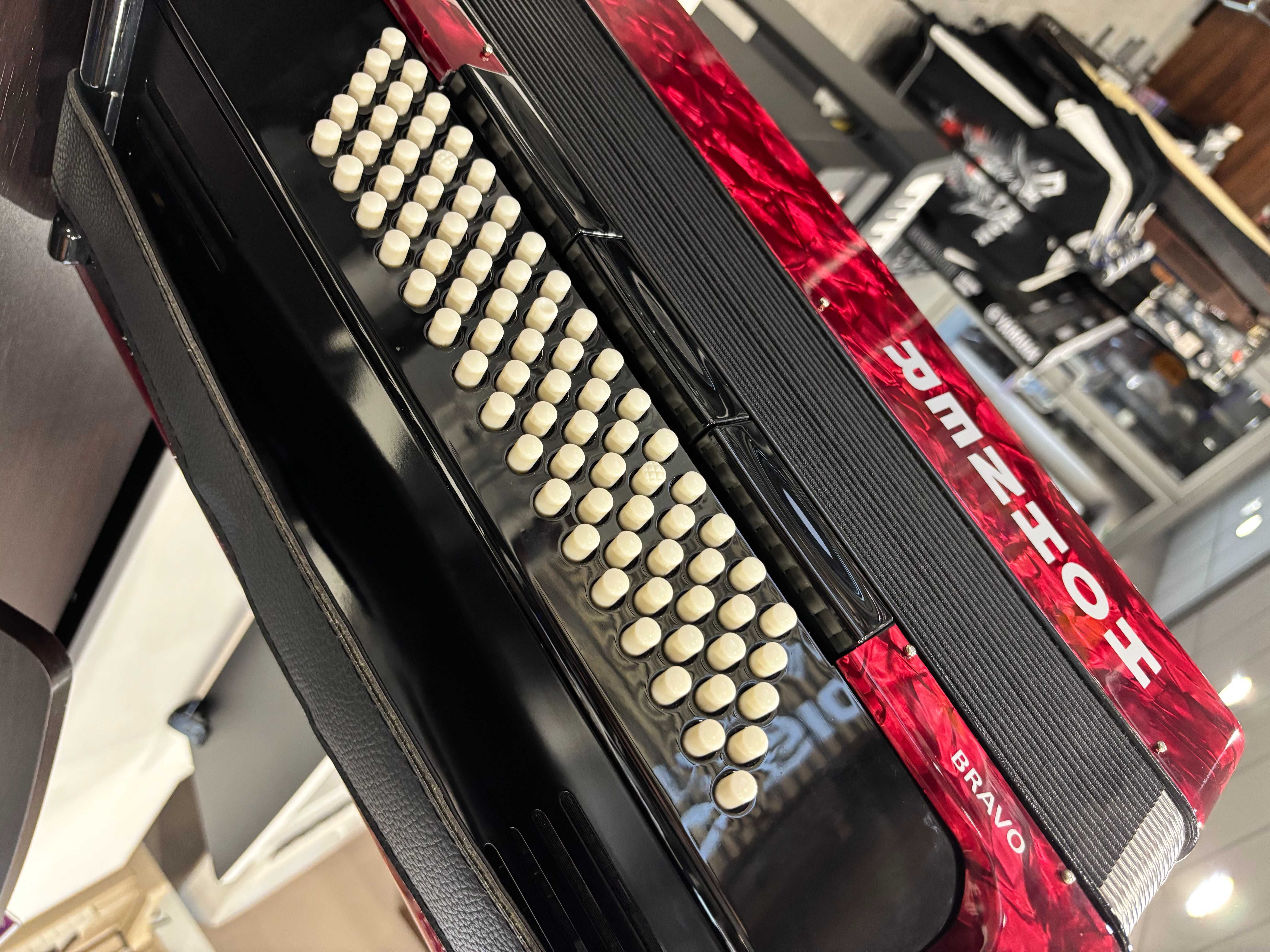 Akordeon HOHNER Bravo III 80 RD stan PERFEKCYJNY Sklep Krys...