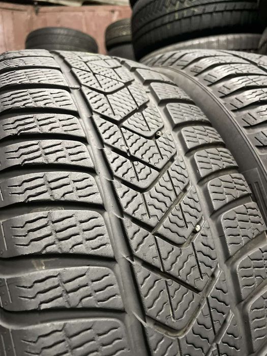 205/55 R19 Pirelli Sottozero 3 (Зимова гума бу) Склад-Шин