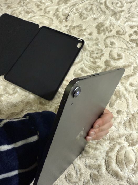 Продам iPad Air 4 256 gb Space Grey
