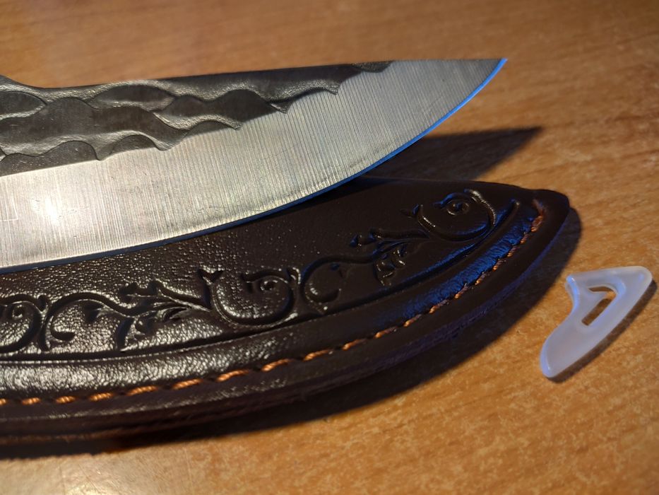 Solidny kuty nóż myśliwski grubość 4mm mocna stal 5Cr15MoV
