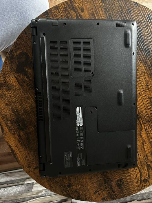 Laptop Acer Aspire A315-32