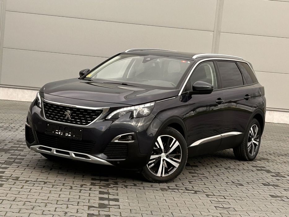 Peugeot 5008 7 OSOBOWY Panorama Ledy Skóra Stan idealny