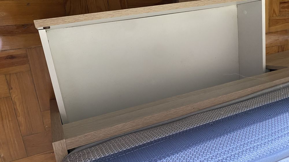 Cama de casal com gaveteiro preço negociavel