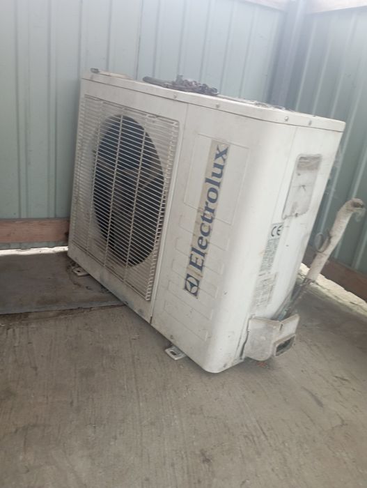 Кондиціонер,у робочому стані