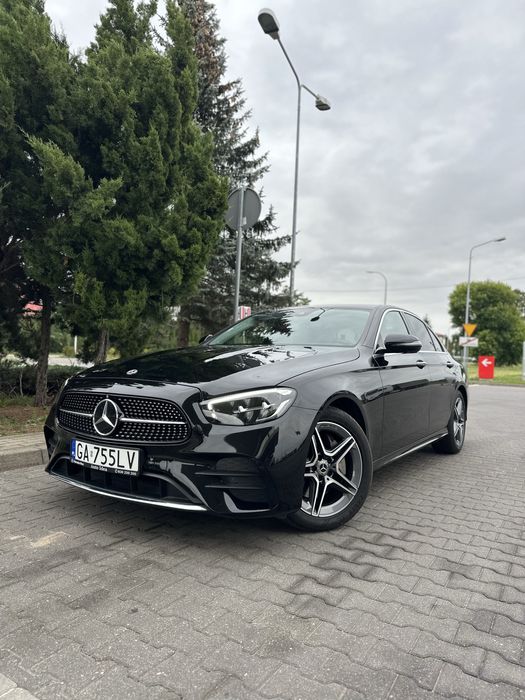 18 aut/ Wynajem samochodu Mercedes E220d 4matic