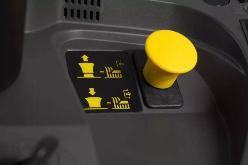 Stiga Estate 7122 W - traktorek ogrodowy-kosiarka - Promocja