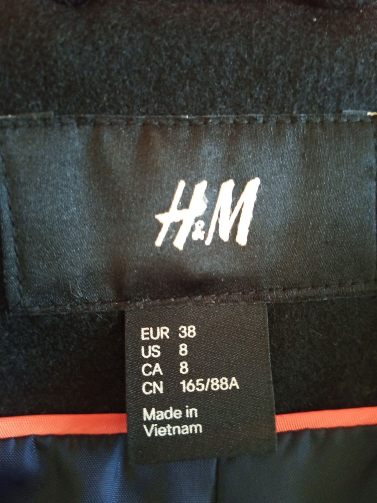 Полупальто H&M, новое.