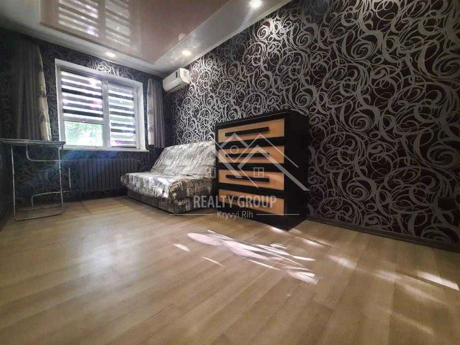 Продаж укомплеткованої  3к квартири (поруч парк)