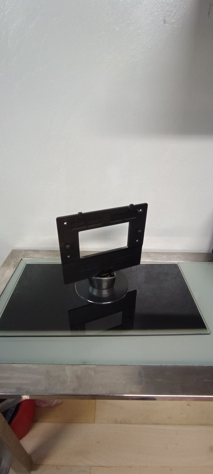 Suporte de TV para móvel