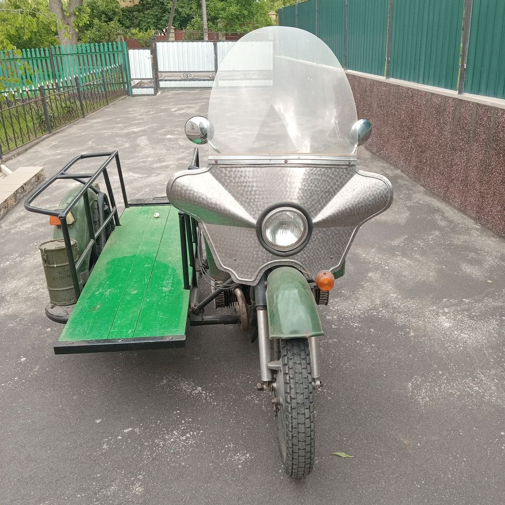 Мотоциклл Днепр МТ-16 з запасним мотором і коробкою