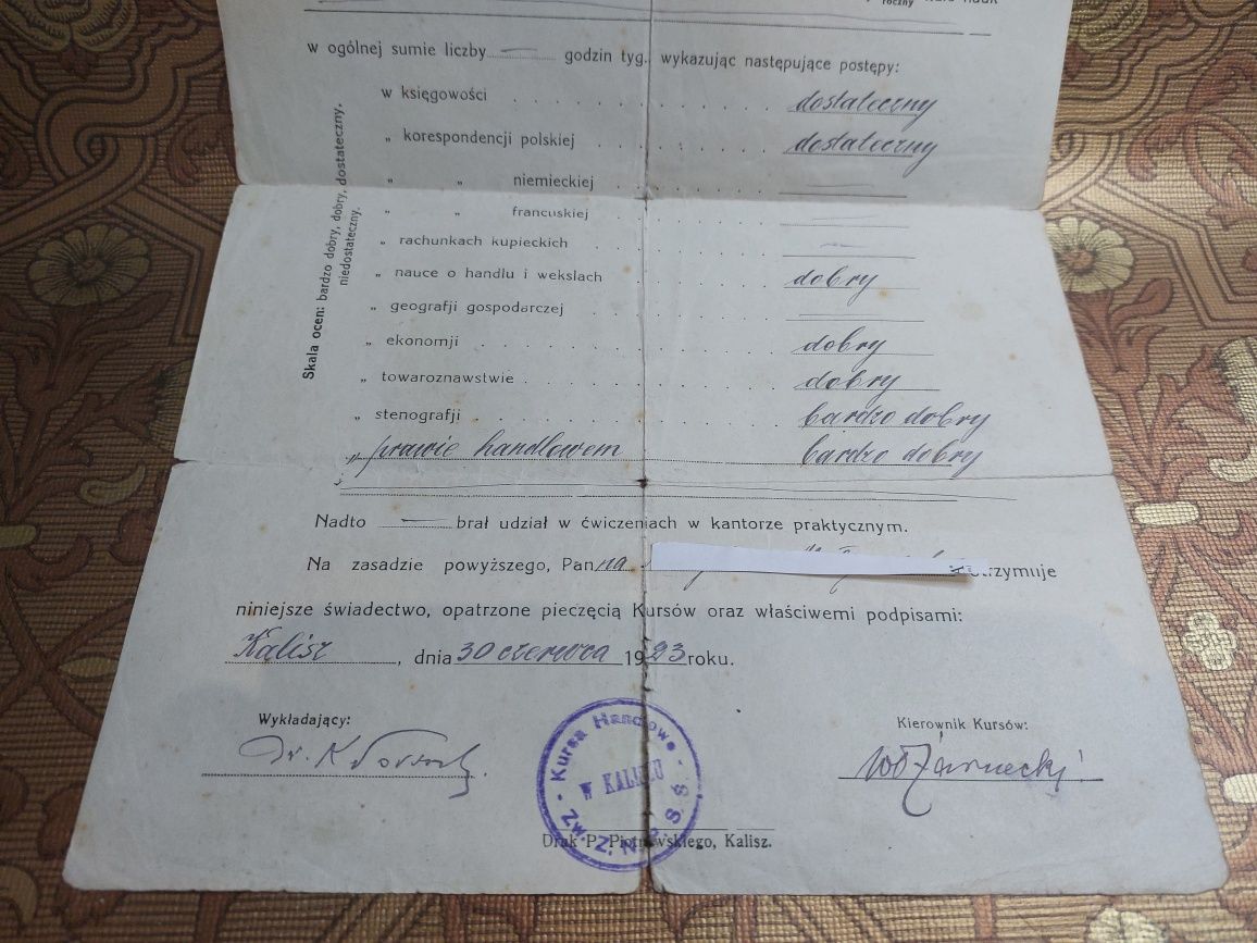 Stary dokument, świadectwo ukończenia kursu handlowego 1923r.