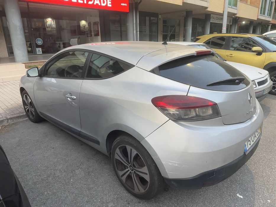 Renault megane coupe 2009