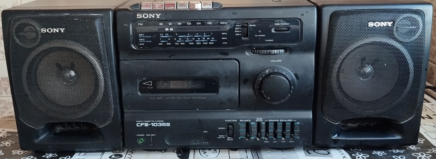 Магнітофон Sony CFS-1035S