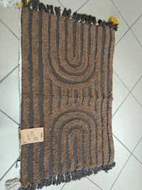 Dywanik dywan chodniczek 50x80 BOHO bardzo ładny brązowy
