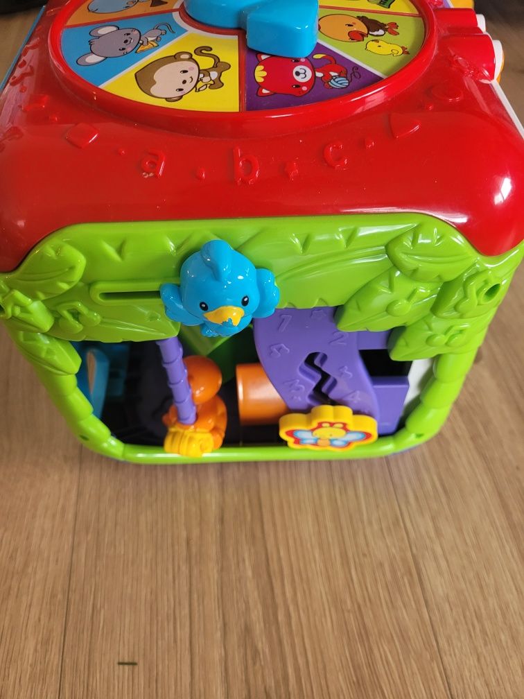 Interaktywna kostka Fisher price