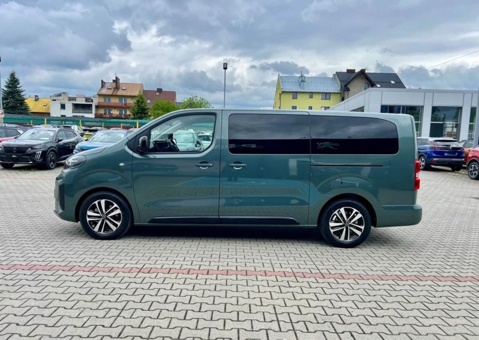Nowy 2025 bus 9 osób  wynajem Wolne Terminy Automat Peugeot Traveler