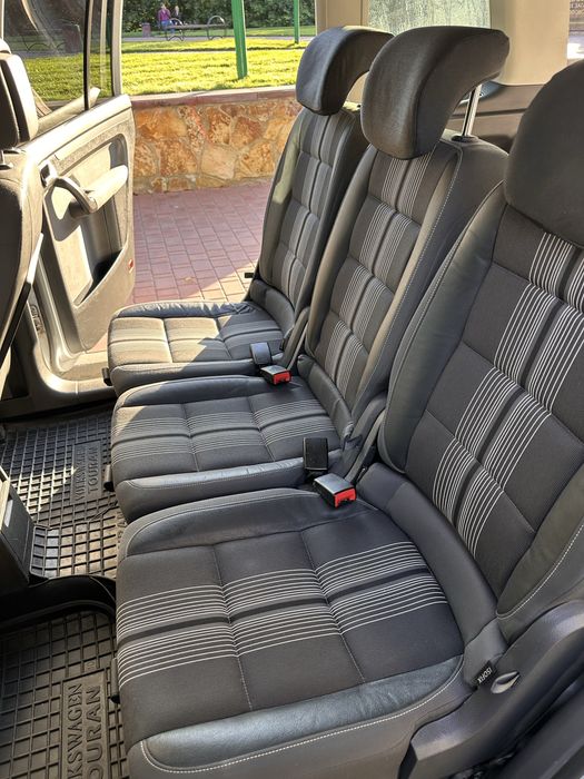 VW Touran 2013 максимальна комплектація ідеальний стан