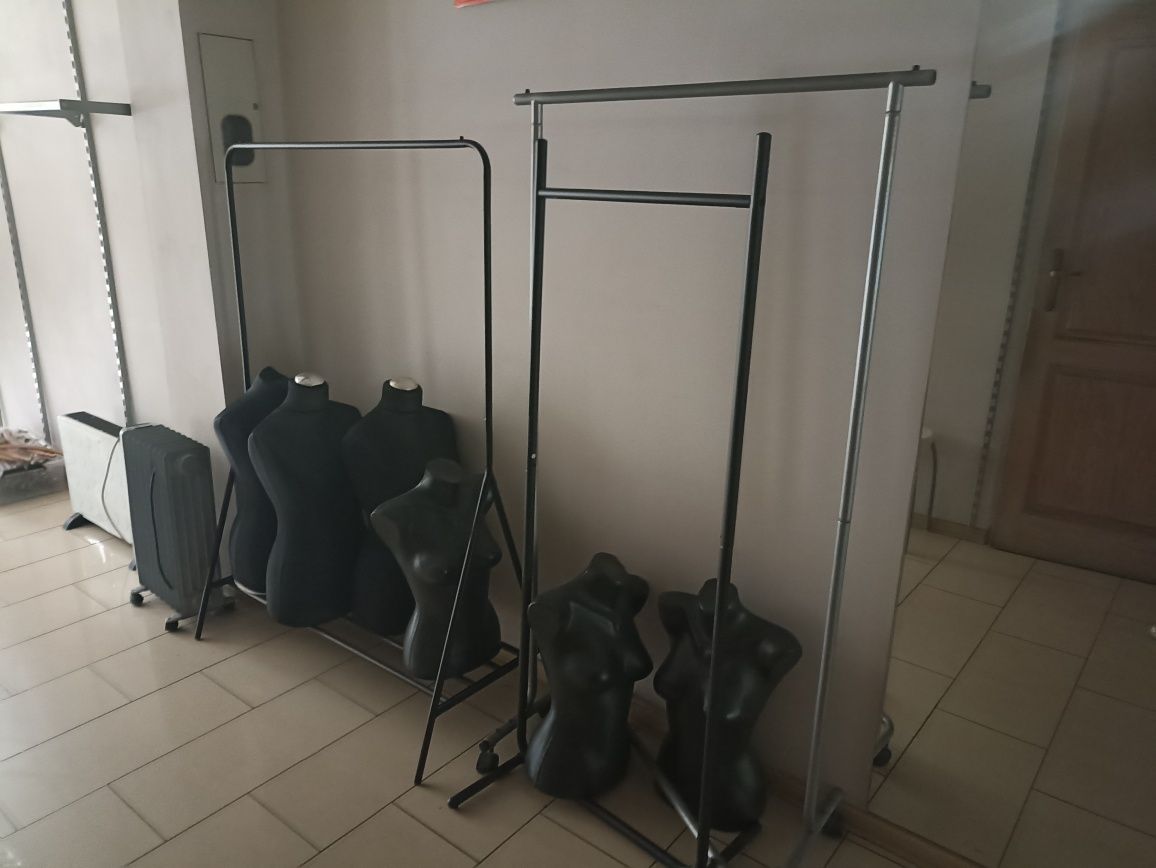 Wyposażenie sklepu odziezowego