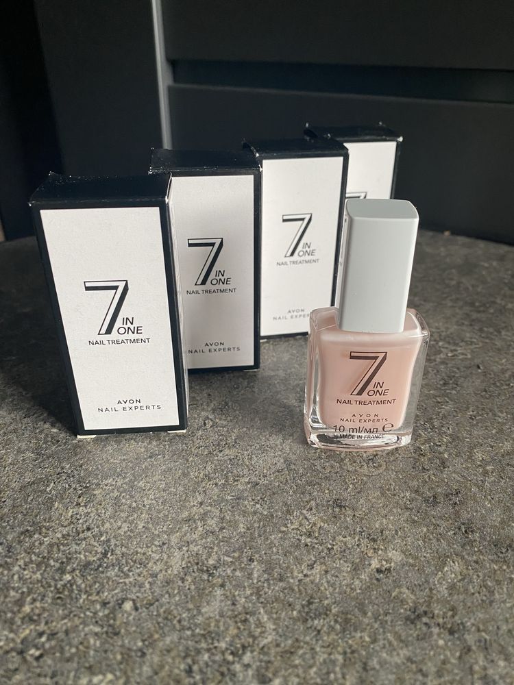 Avon odzywka do paznokci 7w 1