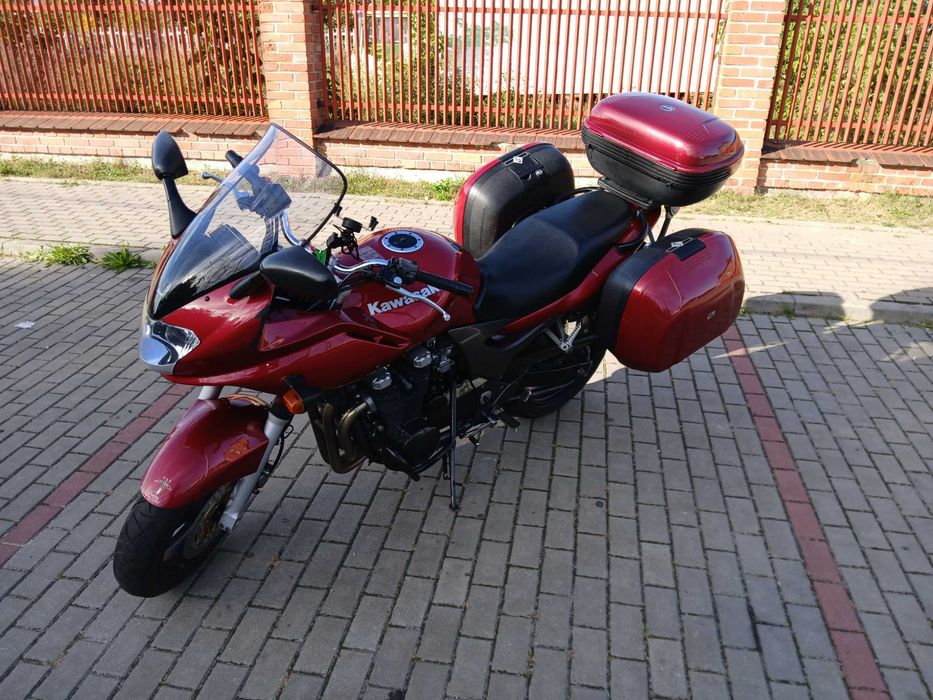 Kawasaki ZR 7 S.